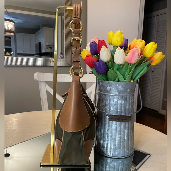 Prada Sporty Green Nylon and Leather Shoulder Bag - Picture 4 of 14